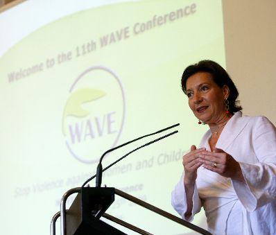 Eröffnung der 11. WAVE-Konferenz durch Bundesministerin Gabriele Heinisch-Hosek in der Technischen Universität Wien.