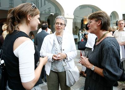 Am 27. August 2009 lud Frauenministerin Gabriele Heinisch-Hosek mit zum "Gleichstellungsfest der Bundesministerin für Frauen und öffentlichen Dienst" ins Palais Porcia.
