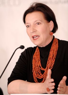 Am 8. Juni 2010 fand eine Pressekonferenz anlässlich der Verleihung der "Leading Ladies Awards 2010" mit Frauenministerin Gabriele Heinisch-Hosek statt.