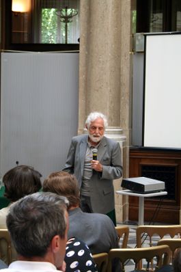 Am 20. und 21. Juni 2011 lud die Bioethikkommission zu einer Tagung zum Thema "Fortpflanzungsmedizin-Quo Vadis? Was will die Gesellschaft?" ins Bundeskanzleramt. Im Bild Carl Djerassi.