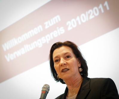 Am 28. März 2011 übergab die Bundesministerin für den öffentlichen Dienst, Gabriele Heinisch-Hosek die Verwaltungspreise 2010/2011 im Wiener Rathaus.