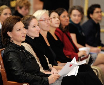 Am 4. Oktober 2012 nahm Frauenministerin Gabriele Heinisch-Hosek (l.) an der Verleihung des Amazone Awards des Vereins Spungbrett teil.
