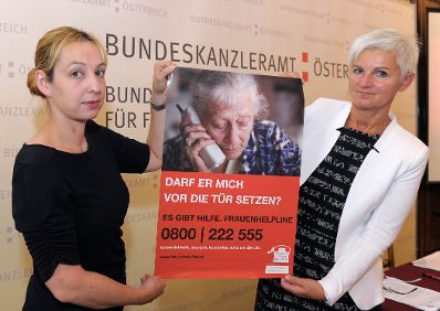 Am 3. September 2013 präsentierte Sektionschefin Ines Stilling (l.) gemeinsam mit der Geschäftsführerin der Autonomen Frauenhäuser Österreich Maria Rösslhumer (r.) die neue Kampagne der Frauenhelpline gegen Gewalt.