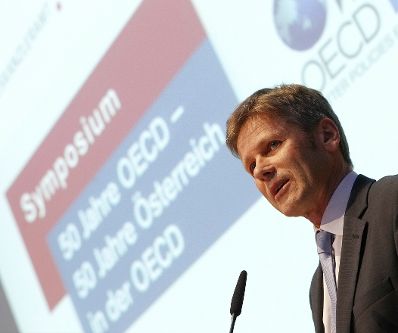 Am 11. Juni hielt Staatsekretär Josef Ostermayer in Vertretung des Bundeskanzlers Begrüßungsworte beim Symposium 50 Jahre OECD - 50 Jahre Österreich in der OECD in der Nationalbank.
