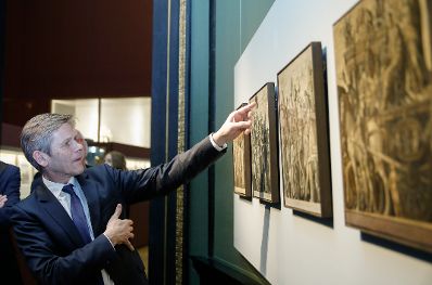 Am 7. März 2016 eröffnete Kunst- und Kulturminister Josef Ostermayer (im Bild) die Ausstellung "Feste feiern" im Kunsthistorischen Museum.
