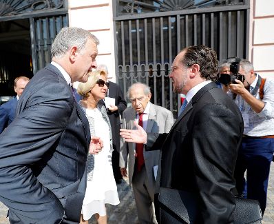 Am 14. Juni 2019 nahm Bundesminister Alexander Schallenberg (r.) am Europaforum Wachau teil. Im Bild mit Martin Eichtinger (l.) und Paul Lendvai (m.).