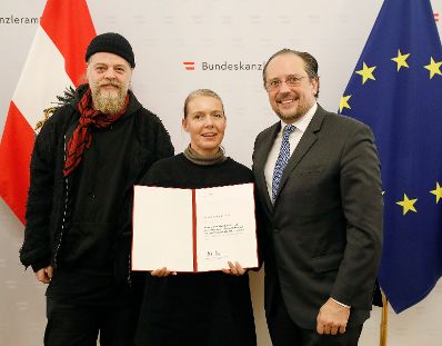 Am 6. Dezember 2019 nahm Bundesminister Alexander Schallenberg an der Verleihung der "outstanding artist awards" im Bundeskanzleramt teil.