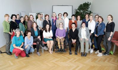 Am 21. Oktober 2019 nahm Bundesministerin Ines Stilling (im Bild) an der Jahresversammlung des Netzwerkes der österreichischen Frauen- und Mädchenberatungsstellen teil.