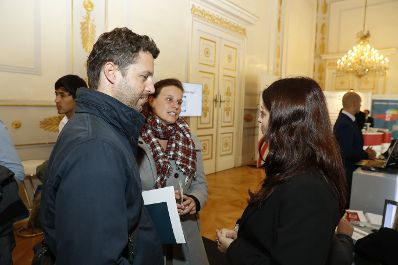 Am 26. Oktober 2016 empfing Staatssekretärin Muna Duzdar im Rahmen des Nationalfeiertages Besucherinnen und Besucher im Bundeskanzleramt.