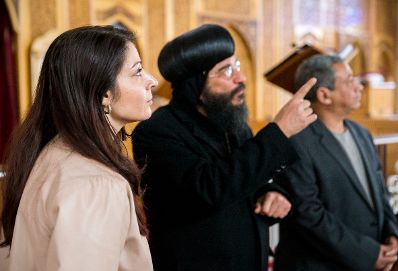 Am 1. Dezember 2016 traf Staatssekretärin Muna Duzdar den Bischof Gabriel anlässlich seines Antrittsbesuches.