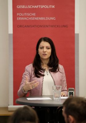 Am 16. Dezember 2016 nahm Staatssekretärin Muna Duzdar (im Bild) an einer Diskussionsveranstaltung der Katholischen Sozialakademie Österreich teil.