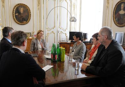 Am 17. September 2014 empfing Staatssekretärin Sonja Steßl Personalverteterinnen und Personalvertreter aus dem Bundesministerium für Finanzen.