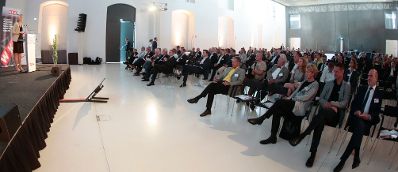 Am 22. September 2015 fand ein Festakt anlässlich des 42. Bundestags der Immobilien- und Vermögenstreuhänder in der Aula der Wissenschaften statt.