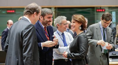 Am 25. Februar 2020 nahm Bundesministerin Karoline Edtstadler (r.) am Rat für Allgemeine Angelegenheiten in Brüssel teil.