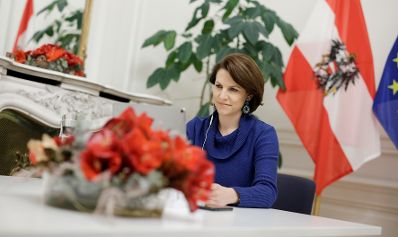 Am 9. Dezember 2020 nahm Bundesministerin Karoline Edtstadler an einem virtuellen Kamingespräch teil.