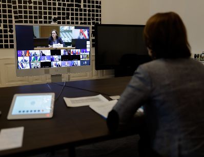 Am 18. Jänner 2021 nahm Bundesministerin Karoline Edtstadler an der Videokonferenz vom RAA teil.
