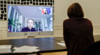 Am 16. Februar 2021 nahm Bundesministerin Karoline Edtstadler an einer Videokonferenz mit Greta Thunberg teil.