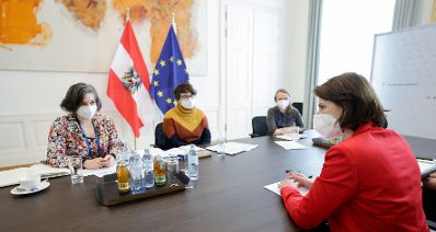 Am 8. März 2021 empfing Bundesministerin Karoline Edtstadler die Bundesjugendvertretung zu einem Gespräch.