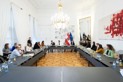 Am 30. Jänner 2024 nahm Bundesministerin Karoline Edtstadler an der Präsentation der Endergebnisse des Projekt Eurotours teil.
