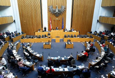 Am 31. Jänner 2024 sprach Bundesministerin Karoline Edtstadler (im Bild) in der Aktuellen Europastunde bei der Nationalratssitzung im Parlament.