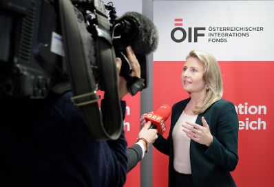 Am 14. Februar 2020 besuchte Bundesministerin Susanne Raab (im Bild) den Österreichischen Integrationsfonds.