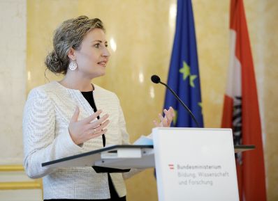 Am 5. Juni 2020 fand ein Pressestatement zu den Maßnahmen gegen die Krise statt. Im Bild Bundesministerin Susanne Raab.