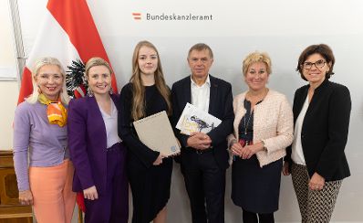 Am 19. Oktober 2023 lud Bundesministerin Susanne Raab Mitglieder der European Union of Women Austria EUWA zu einer Veranstaltung ins Bundeskanzleramt.
