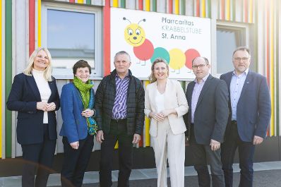 Am 4. März 2024 besuchte Bundesministerin Susanne Raab (im Bild) im Rahmen ihres Bundesländertages in Oberösterreich die Pfarrcaritas-Krabbelstube St.Anna.