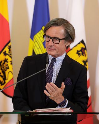 Regierungssprecher Peter Launsky-Tieffenthal (im Bild) beim Pressefoyer nach dem Ministerrat am 16. Mai 2018.