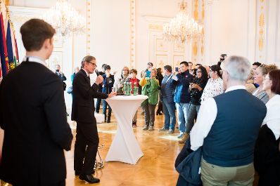 Am 26. Oktober 2018 empfing Regierungssprecher Peter Launsky-Tieffenthal (im Bild) im Rahmen des Nationalfeiertags Besucherinnen und Besucher im Bundeskanzleramt.
