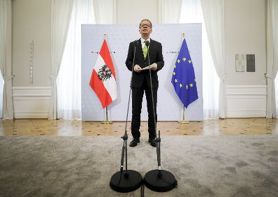 Bundesminister Rudolf Anschober (im Bild) beim Doorstep vor dem Ministerrat am 12. Februar 2020.