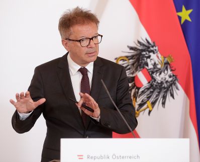 Im Bild Gesundheitsminister Rudolf Anschober beim Pressefoyer nach dem Ministerrat am 30. Juni 2020.