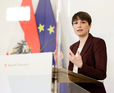 Am 15. März 2021 fand eine Pressekonferenz zur Neuaufstellung des Verfassungsschutzes in Österreich statt. Im Bild Klubobfrau Sigrid Maurer.