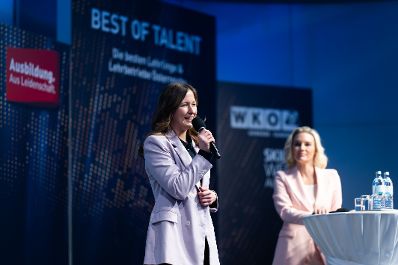 Am 07. März 2024 nahm Staatssekretärin Claudia Plakolm (l.) im Rahmen der Skills Week Marketplace an der "Best of Talent" Lehrlingsgala in der Wirtschaftskammer Österreich teil.