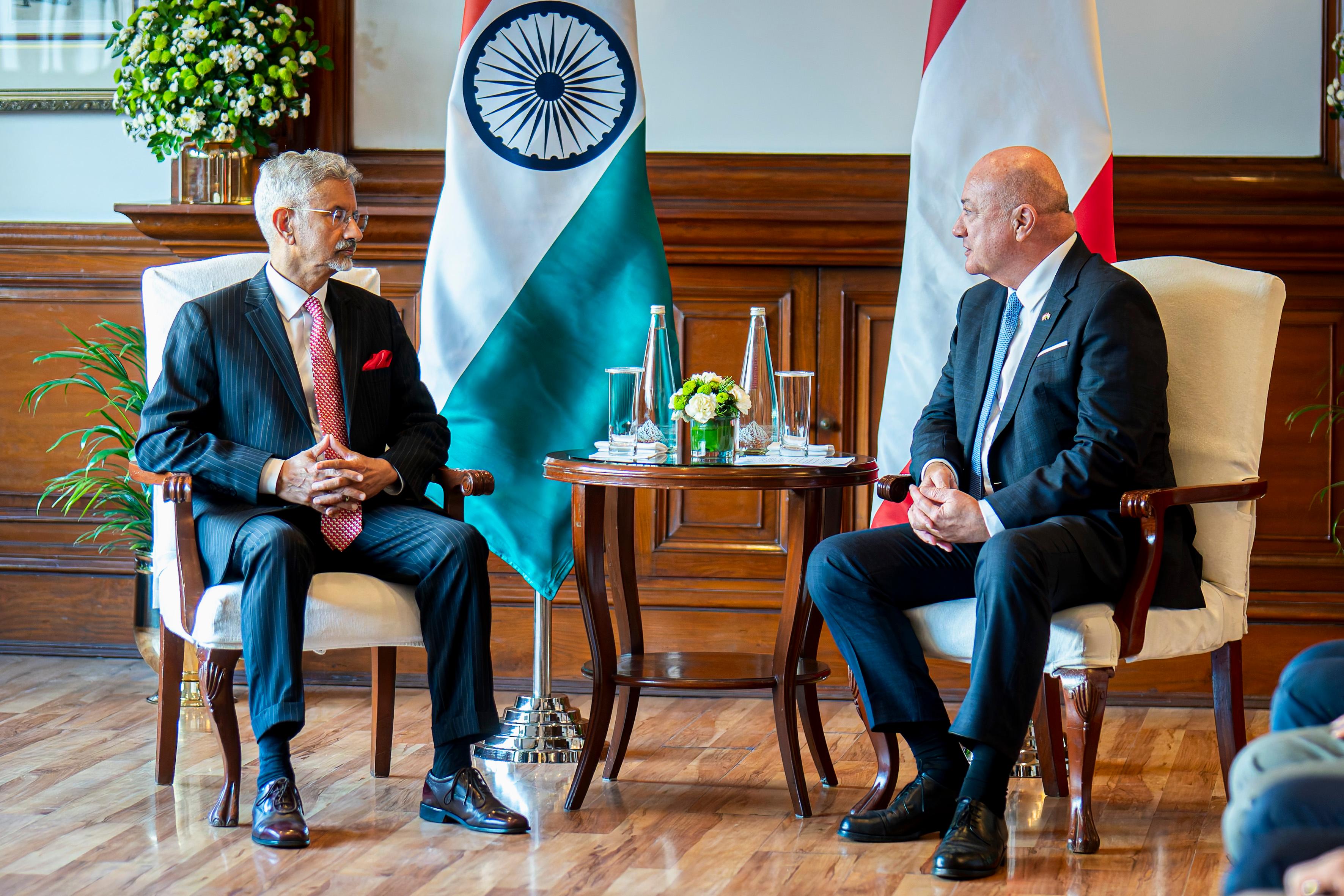 Am 15. April 2026 reiste Bundeskanzler Christian Stocker (r.) zu einem mehrtägigem Arbeitsbesuch nach Indien. Im Bild bei einem Arbeitsgespräch mit dem Außenminister von Indien Subrahmanyam Jaishankar (l.).