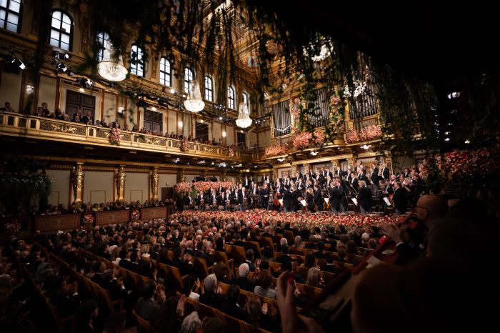 Am 1. J&auml;nner 2026 besuchte Bundeskanzler Christian Stocker das Neujahrskonzert mit dem Premierminister von Montenegro, Milojko Spajic.