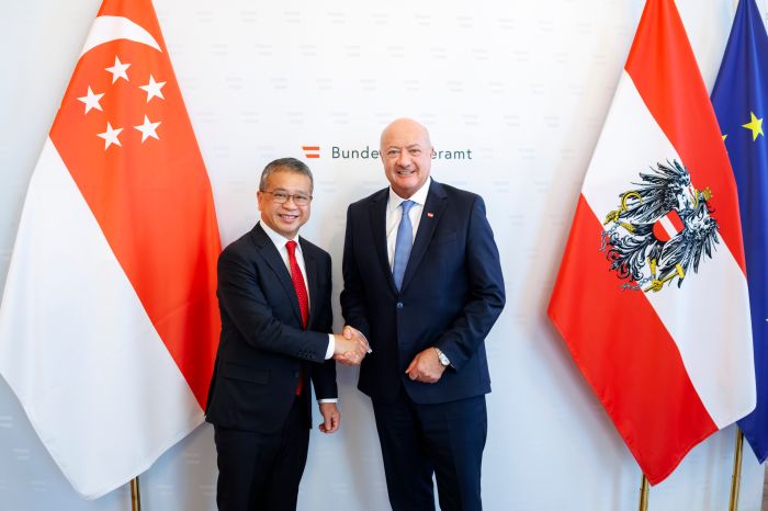 Am 17. M&auml;rz 2026 empfing Bundeskanzler Christian Stocker (r.) den Justizminister von Singapur Edwin Tong (l.) zu einem Arbeitsgespr&auml;ch im Bundeskanzleramt.