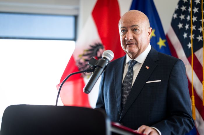 <p>Am 20. Juni 2026 reiste Bundeskanzler Christian Stocker zu einem mehrt&auml;gigem Arbeitsbesuch nach Texas. Im Bild bei der Er&ouml;ffnung des &ouml;sterreichischen Honorarkonsultas in Dallas.</p>