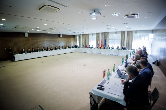 Am 7. November 2025 nahm Bundesministerin Claudia Plakolm an der IntegrationsreferentInnenkonferenz im Burgenland teil.