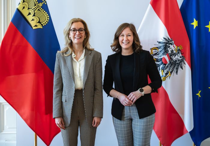 Am 18. M&auml;rz 2026 empfing Bundesministerin Claudia Bauer (r.), die stellvertretende Regierungschefin des F&uuml;rstentums Liechtenstein Sabine Monauni (l.) zu einem Arbeitsgespr&auml;ch im Bundeskanzleramt.
