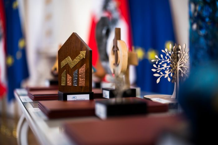 Am 23. M&auml;rz 2026 &uuml;berreichte Bundesministerin Claudia Bauer den &Ouml;sterreichischen Jugendpreis 2026.