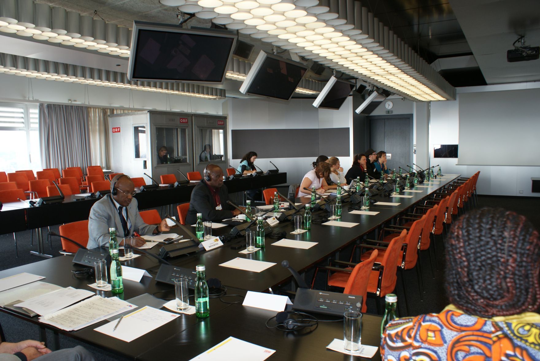 Am 23. und 24. September 2010 lud Radio Afrika TV zum &quot;African Press Day - Internationales Symposium&quot; ins ORF-Zentrum Wien.