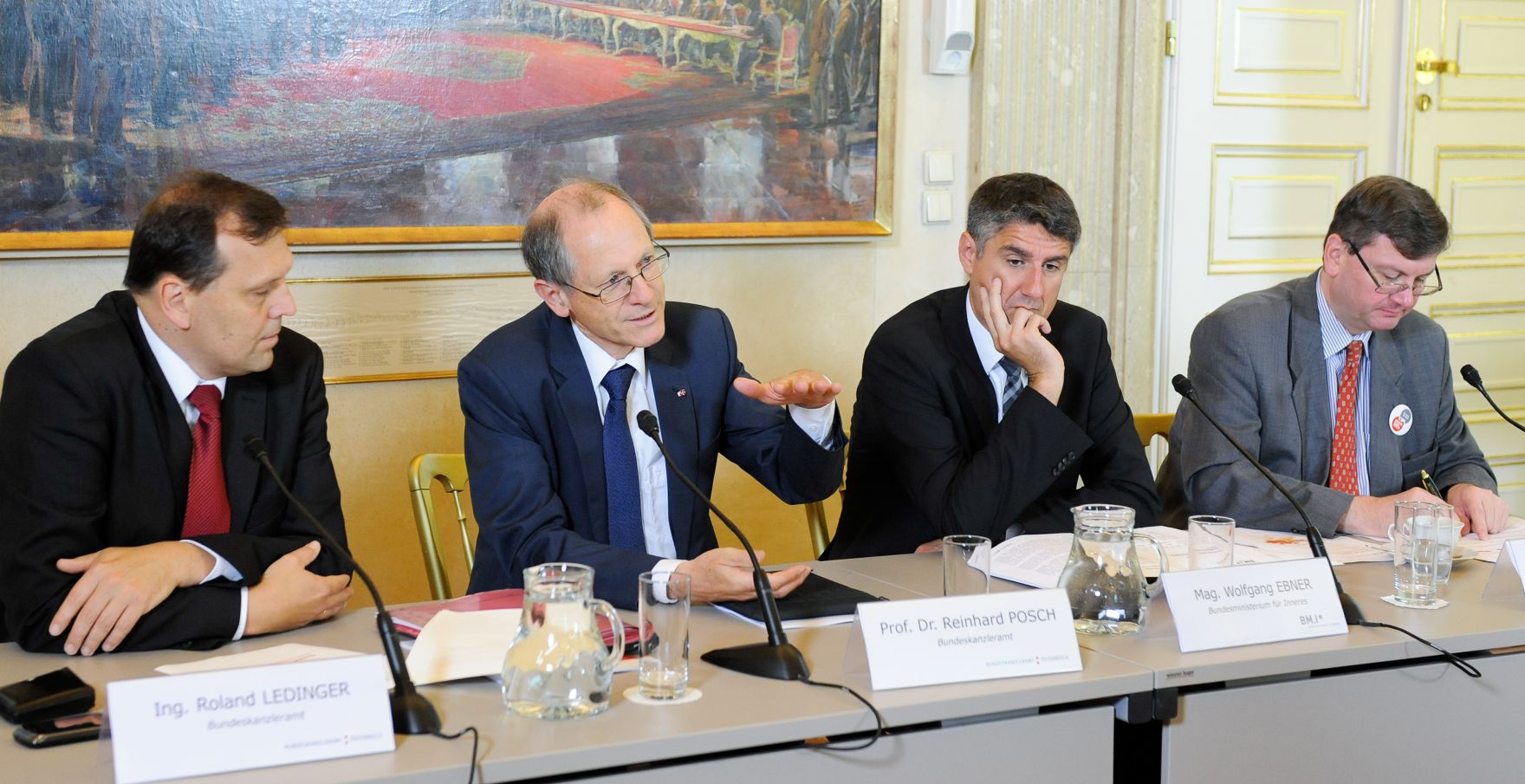 Am 15. Juni 2012 fand im Bundeskanzleramt ein Pressehintergrundgespr&auml;ch zur Pr&auml;sentation der IKT-Sicherheitsstrategie statt.