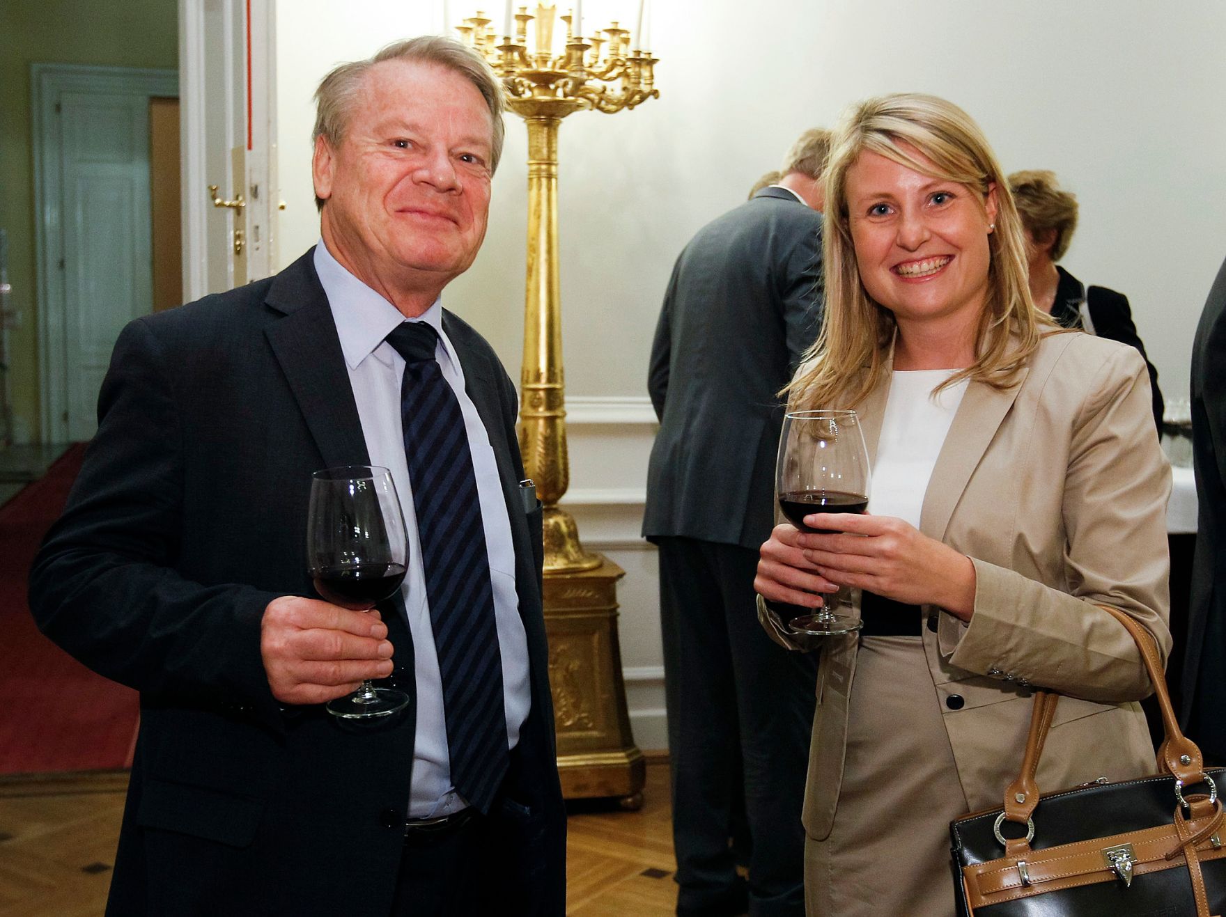 Am 27. September 2012 empfing Sektionschef Manfred Matzka die Teilnehmerinnen und Teilnehmer der Tagung der &Ouml;sterreichischen Verwaltungswissenschaftlichen Gesellschaft (&Ouml;VG) im Bundeskanzleramt.