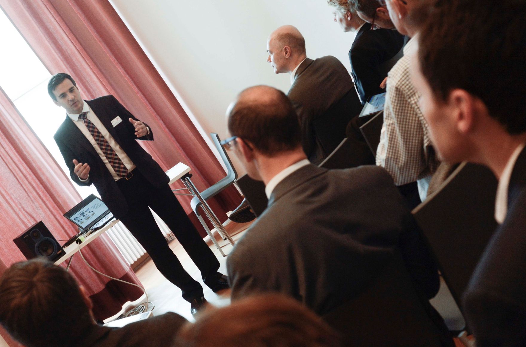 Am 18. Oktober 2012 fand die Verwaltungsmesse unter der Schirmherrschaft von Bundesministerin Gabriele Heinisch-Hosek im MuseumsQuartier in Wien statt. Impressionen von den Pr&auml;sentationen und Vortr&auml;gen bei der 2. Verwaltungsmesse.