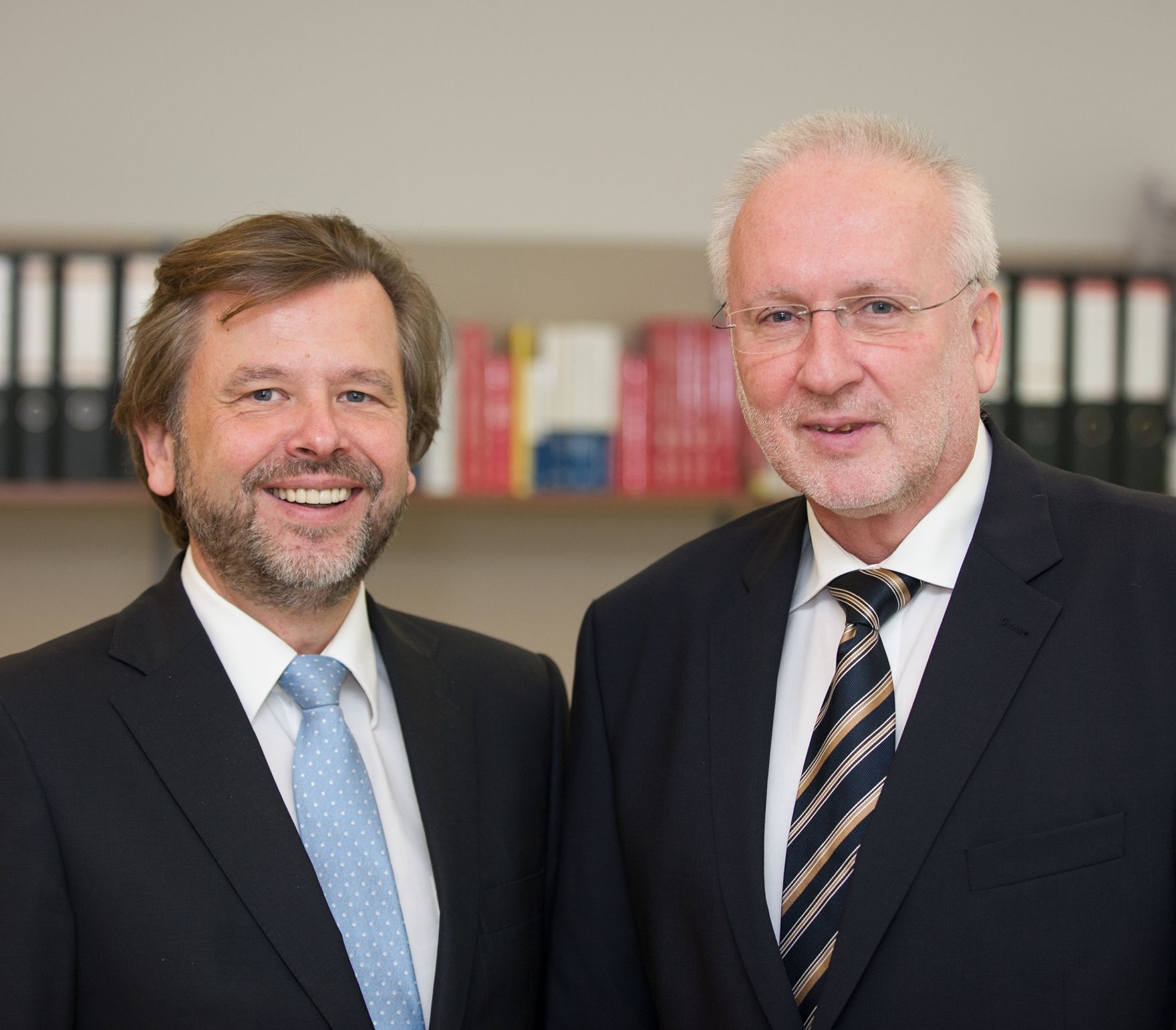 Im Bild der Pr&auml;sident des Bundesverwaltungsgerichts Harald Perl (r.) und der Vizepr&auml;sident des Bundesverwaltungsgerichts Michael Sachs (l.)