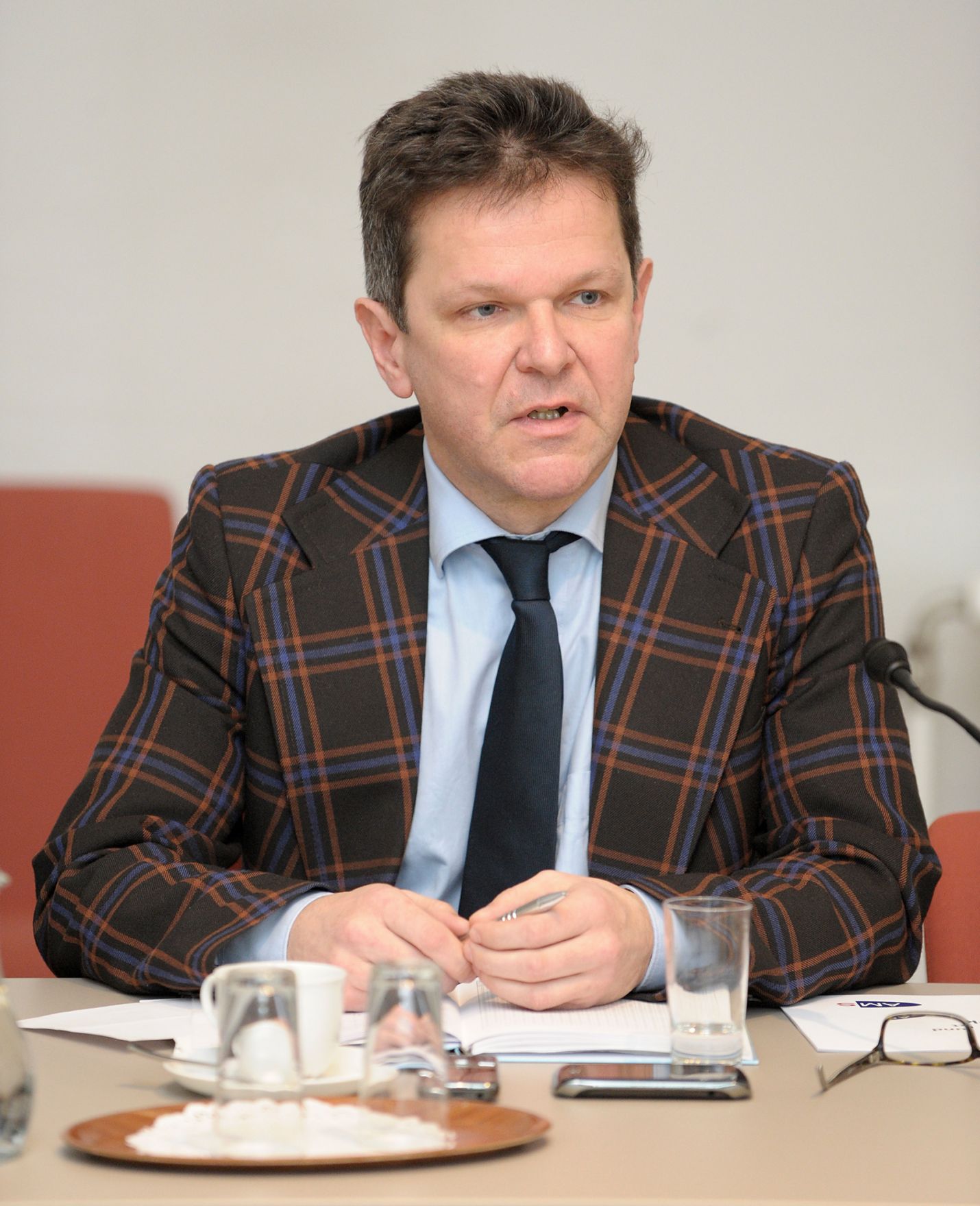 Am 21. J&auml;nner 2013 fand die 4. Dialogplattform zur Integration der Roma bis 2020 &bdquo;Zugang zu Besch&auml;ftigung und Arbeitsmarkt&quot; statt.