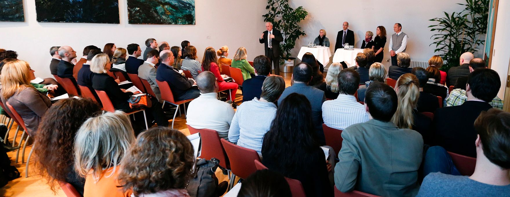 Am 18. Februar 2013 fand im Bundeskanzleramt eine Info-Veranstaltung zum neuen Bundesverwaltungsgericht f&uuml;r Bundesbedienstete statt.