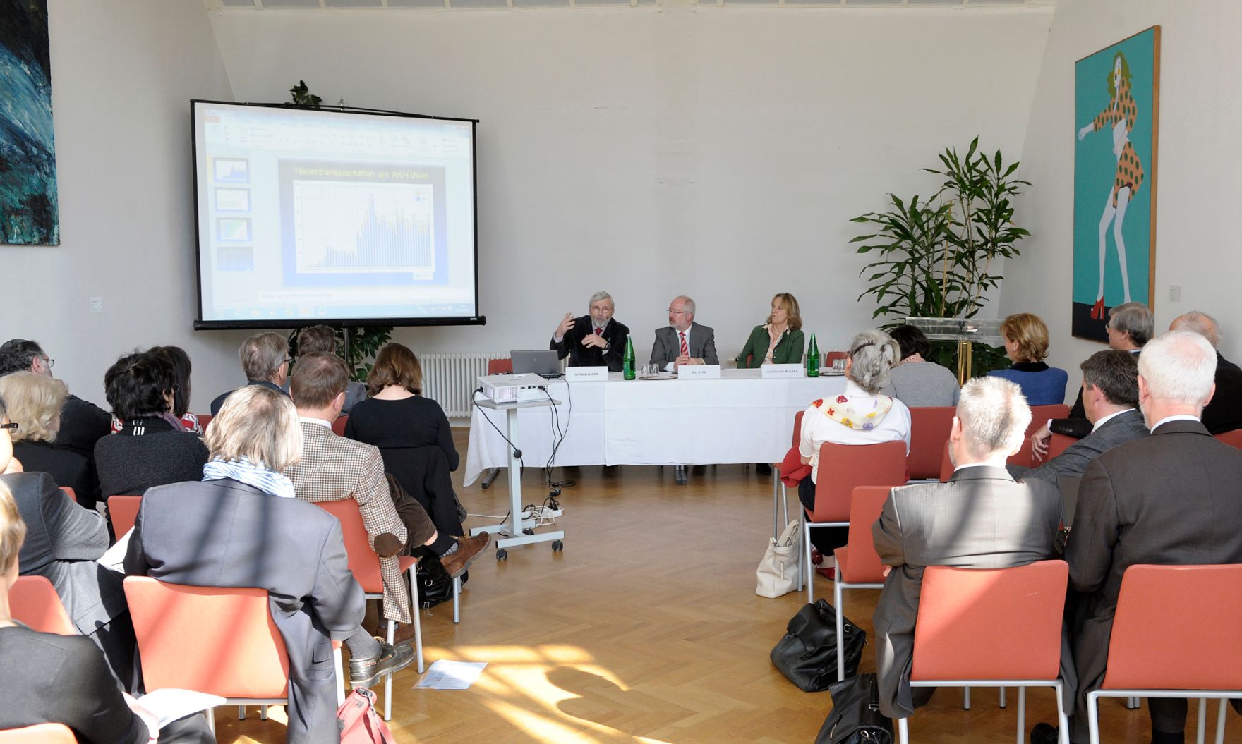 Am 5. M&auml;rz 2013 fand im Bundeskanzleramt ein Treffen der deutschsprachigen nationalen Ethikkommissionen statt.