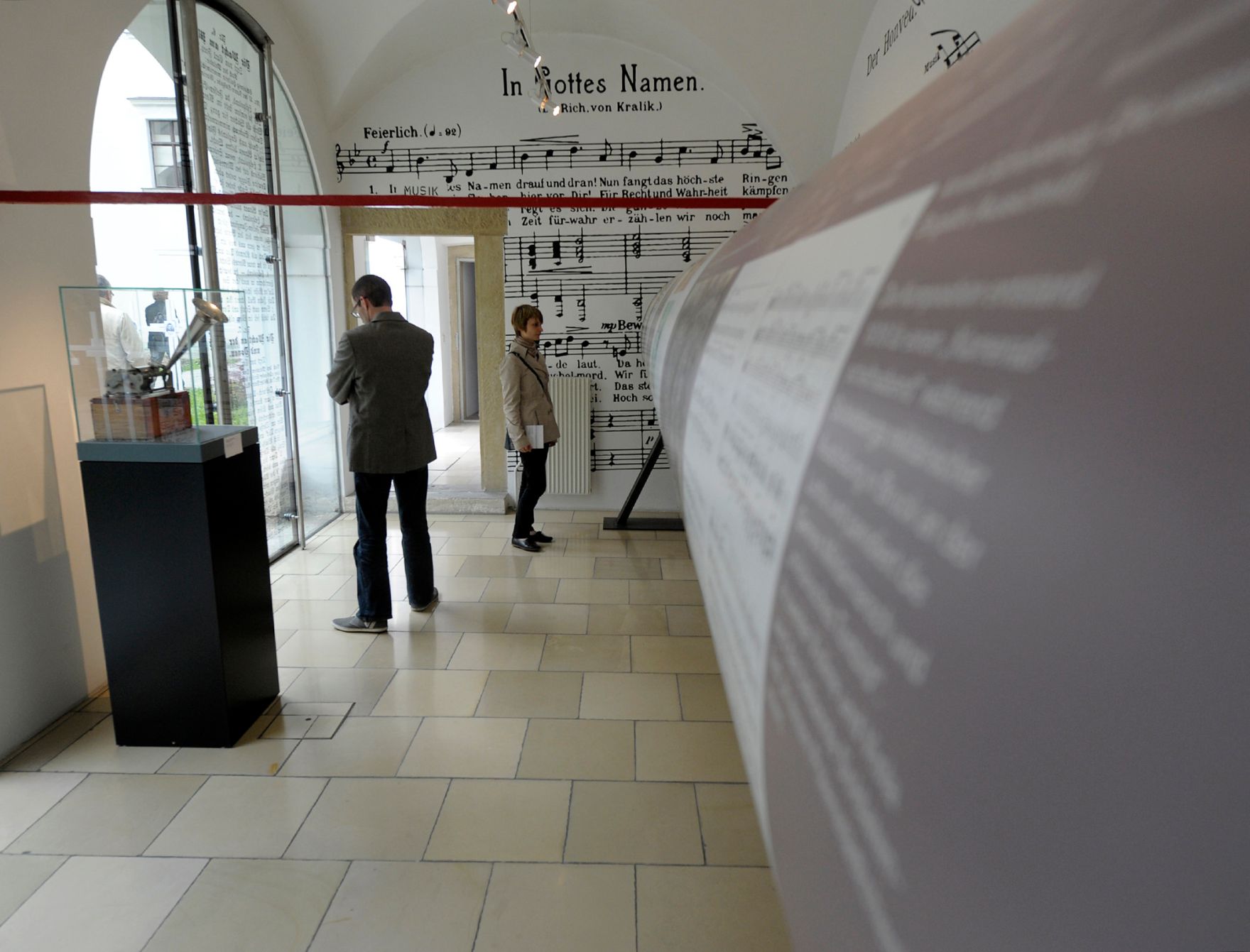 Am 30. Mai 2014 fand im Palais Porcia das Pre-Opening der Ausstellung &quot;Extraausgabee -! Die Medien und der Krieg 1914-1918&quot; statt.